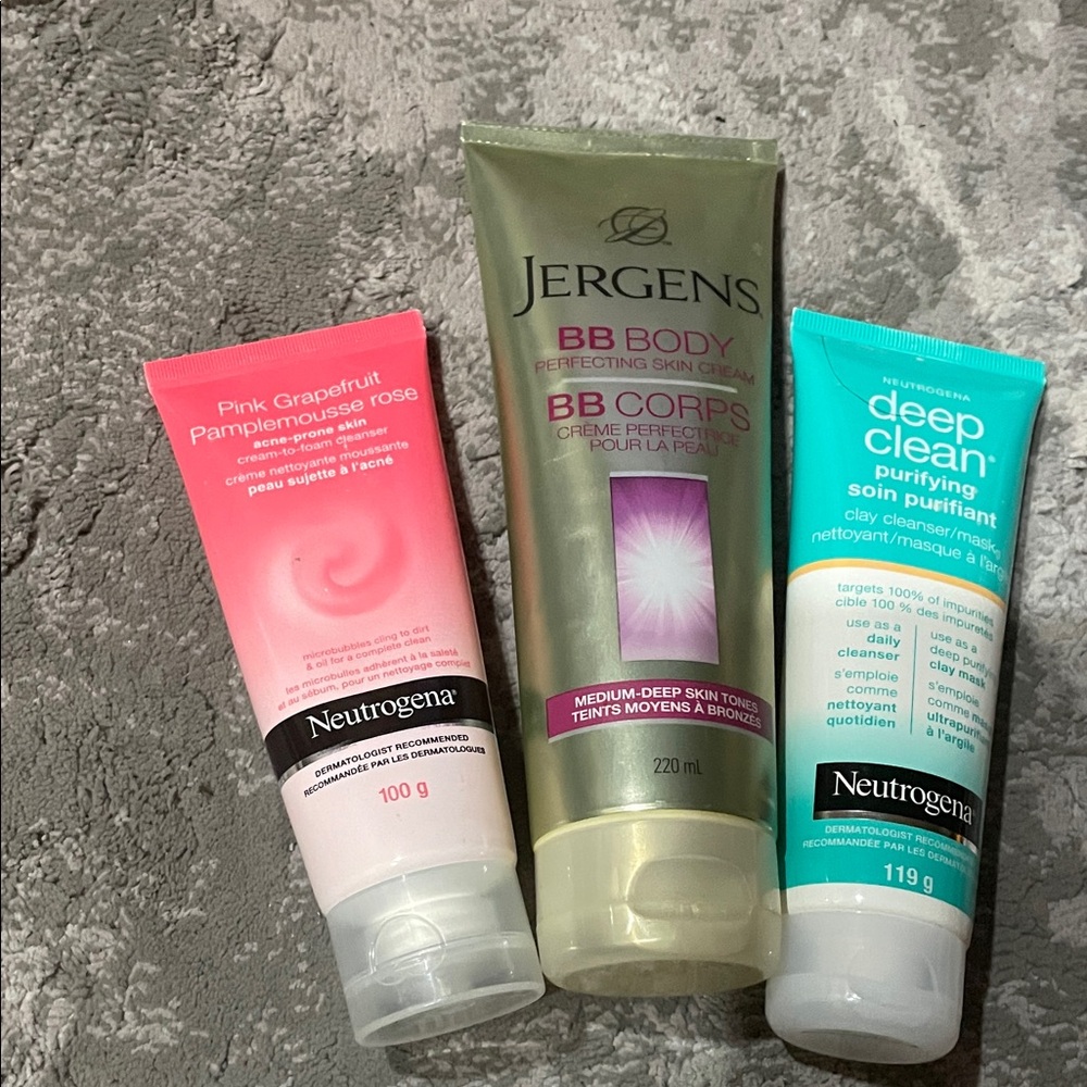 Neutrogena Pink Grapefruit Cleanse and Purifying Mask.